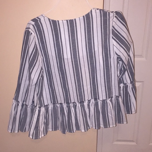 A.Moon Black and white stripped cardigan - Picture 2 of 4